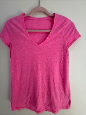 Women's Lilly Pulitzer V-Neck Short Sleeve Top - Pink XXS